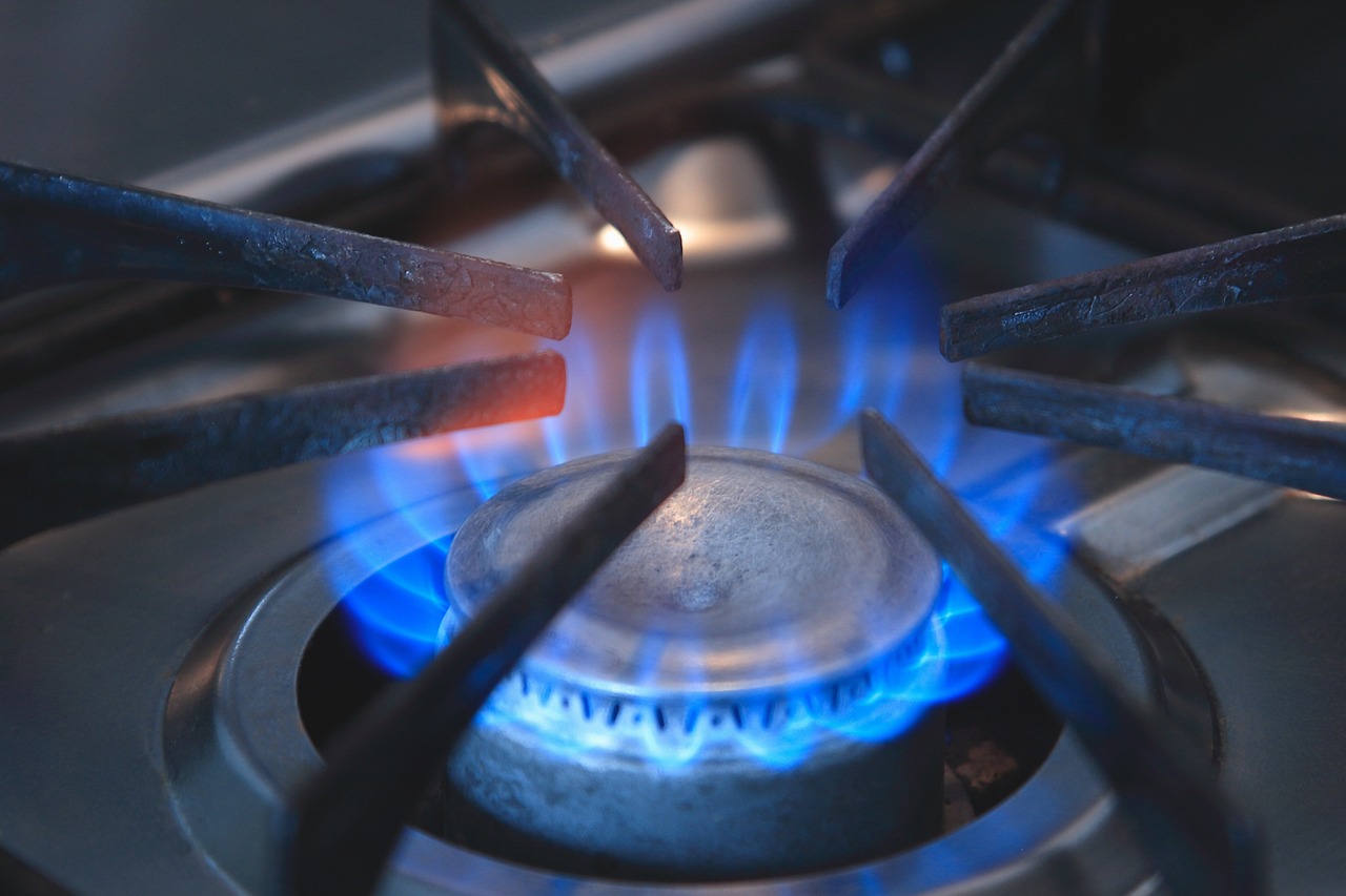 entdecken sie die wichtigsten küchenmaschinen und geräte, die in keiner modernen küche fehlen dürfen. praktische tipps und empfehlungen für ihre grundausstattung – für effizientes und einfaches kochen.
