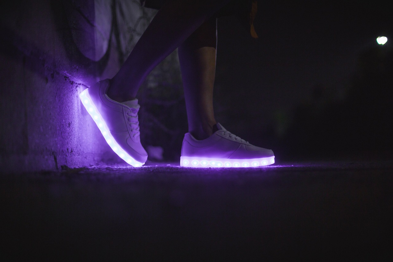Warum investieren kluge Frauen mehr in Schuhe als in Handtaschen?